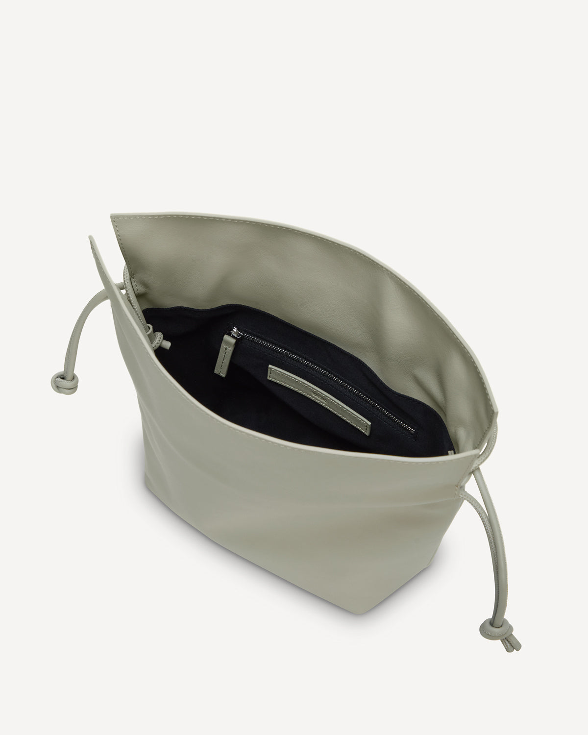 BASK MINI MINI, ぺブル