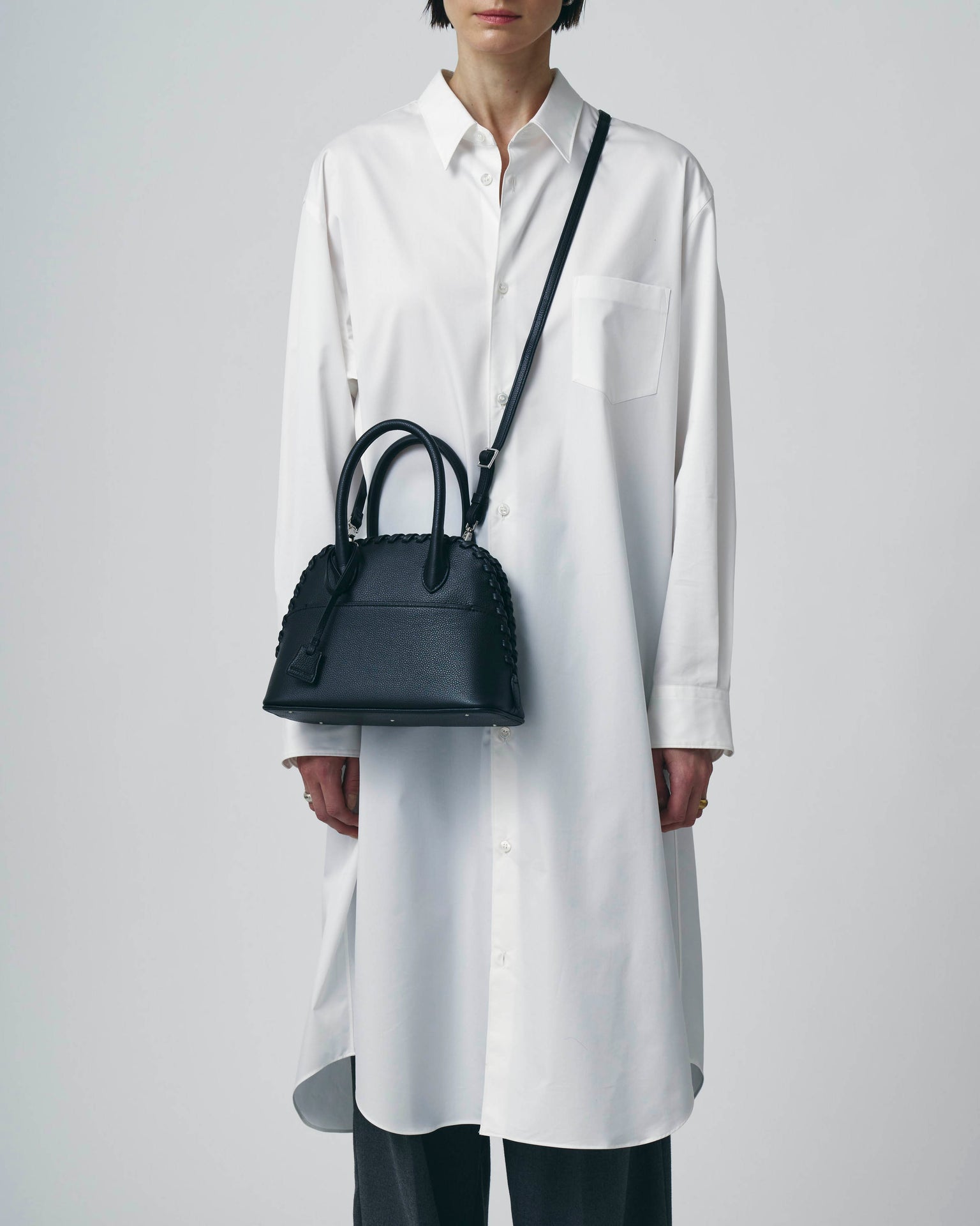 ADELA MINI MINI, ブラック