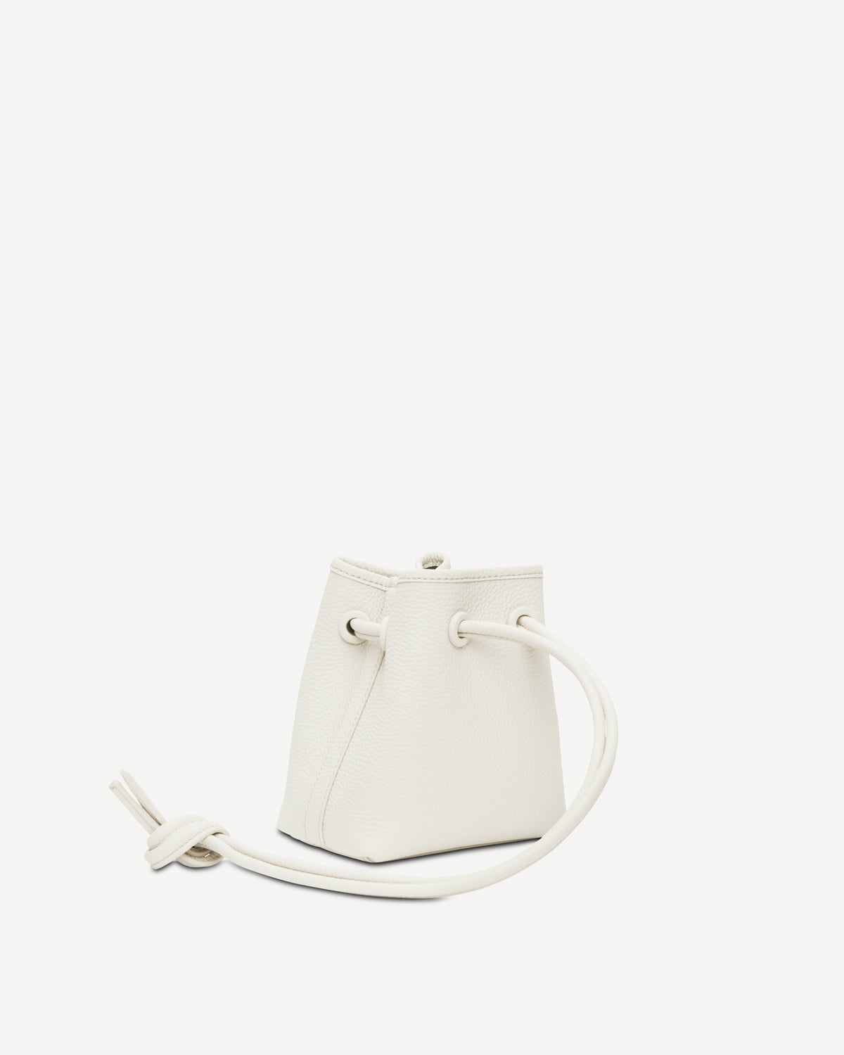 BOND MINI MINI,クレール