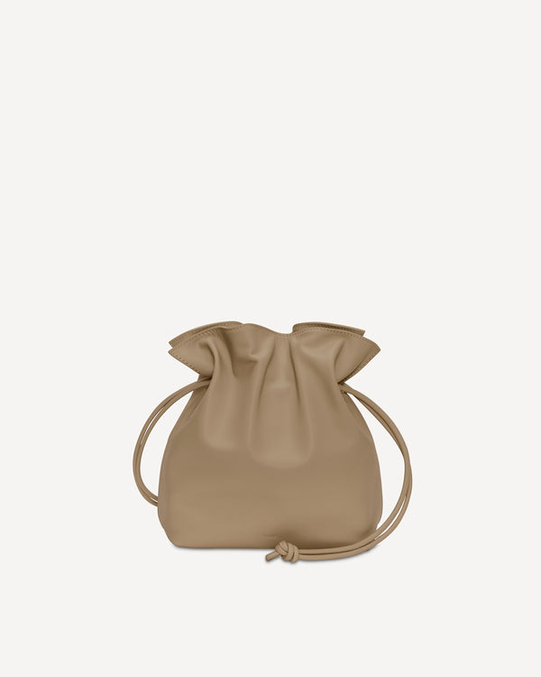 【HM＆AY】VASIC バケットバッグ HANDBAGS – VASIC ヴァジック日本公式サイト