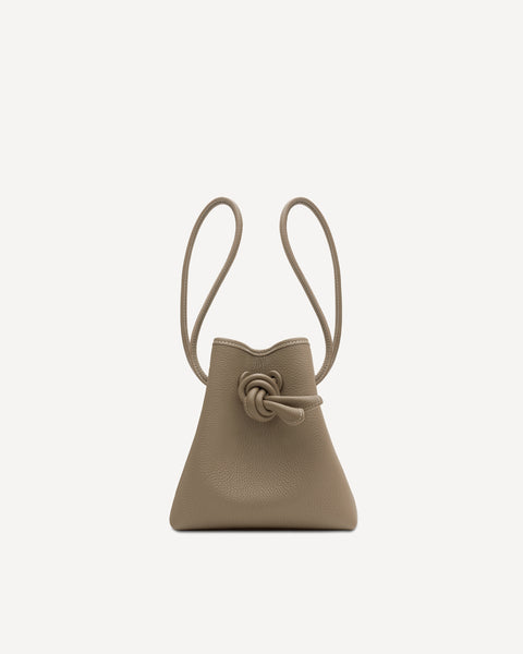 chi__ ⭐️VASIC BOND MINI ハンドバッグ　キャメル VASIC(ヴァジック)】 BOND MINI MINI｜PARIGOT ONLINE（パリゴ