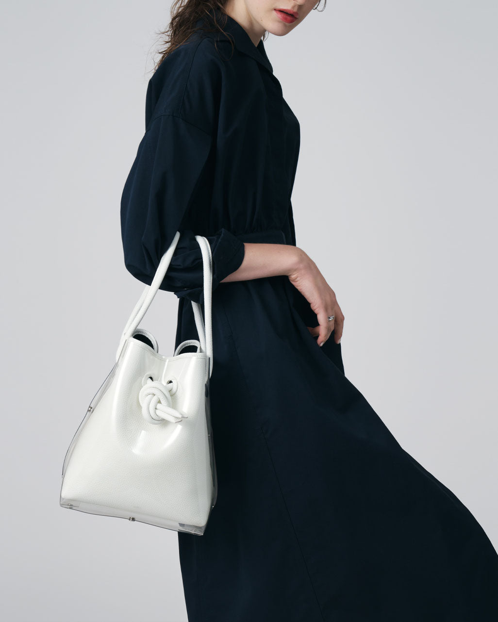 BOND - COVER,White