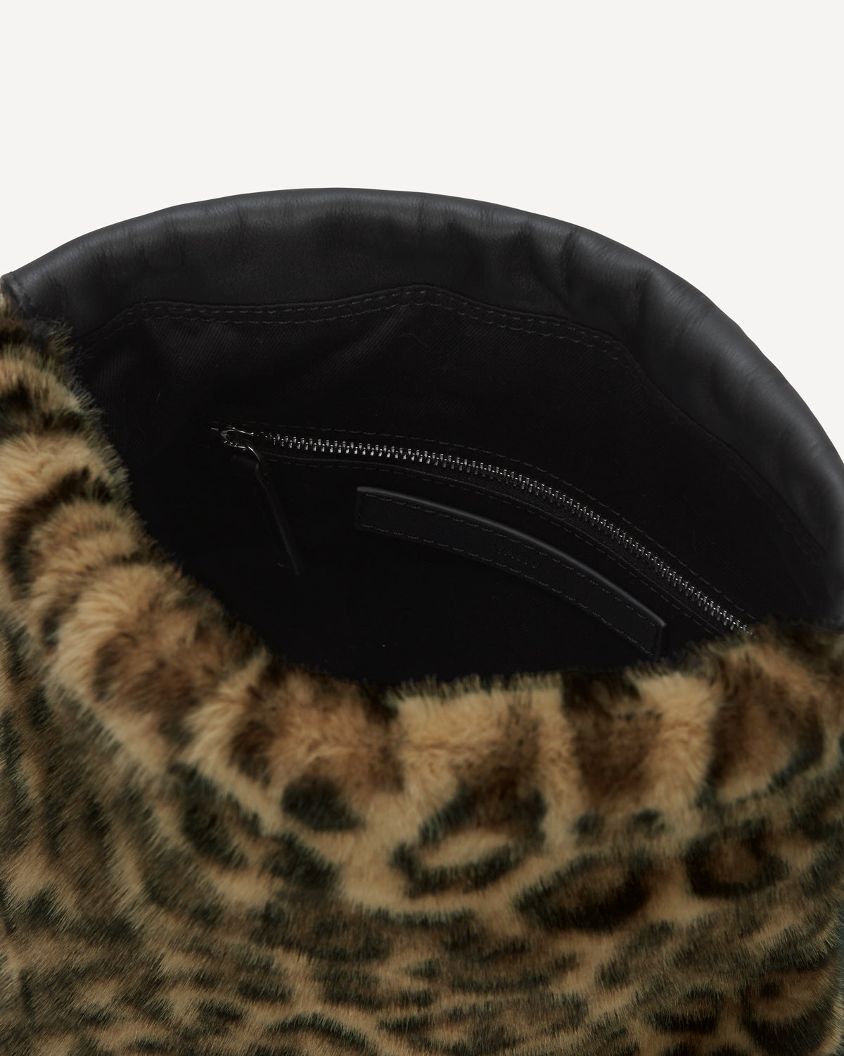 MUFY,Leopard